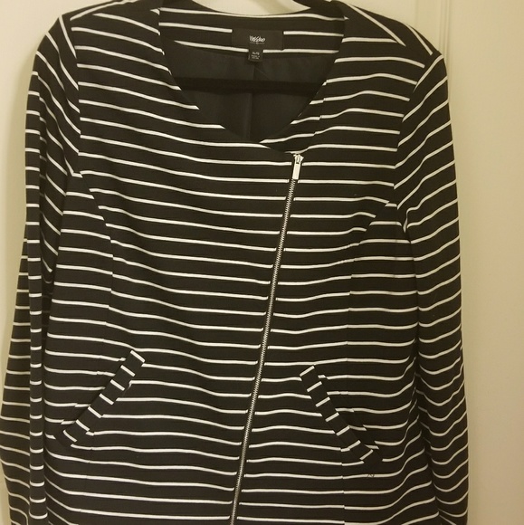 Mossimo Supply Co. Jackets & Blazers - NWOT Mossimo Moto Style Jacket.